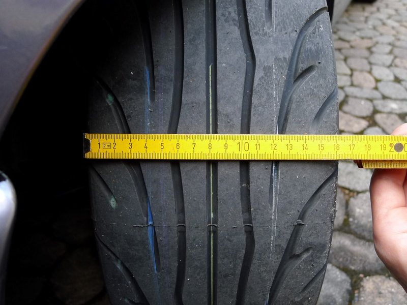 neu (Andere).JPG (183.03 KiB) 216380 mal betrachtet Nankang NS-2R 185/60 R14