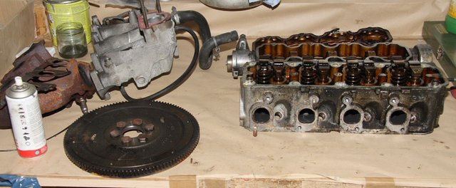 Cors284.JPG (262.23 KiB) 28491 mal betrachtet Und hier ein Paar Teile, die noch auf ihre Wäsche warten.