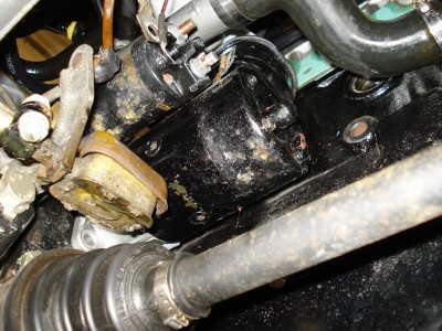 Motor unten Anlasser.jpg